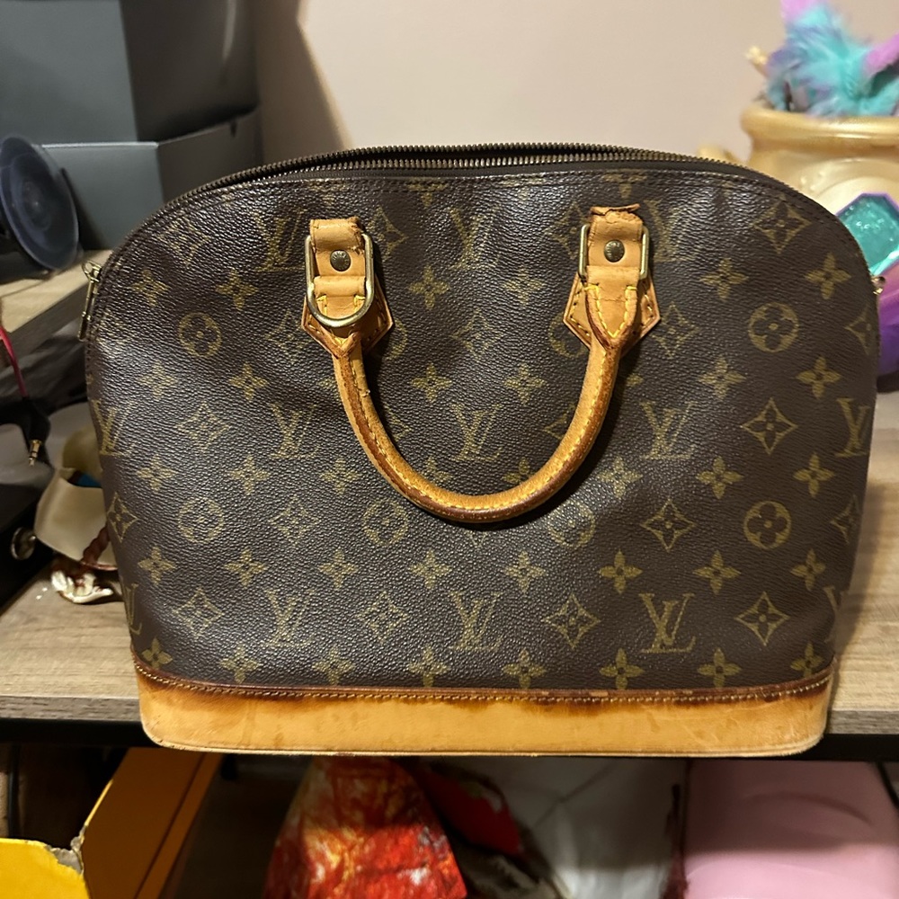 Louis Vuitton Alma bag